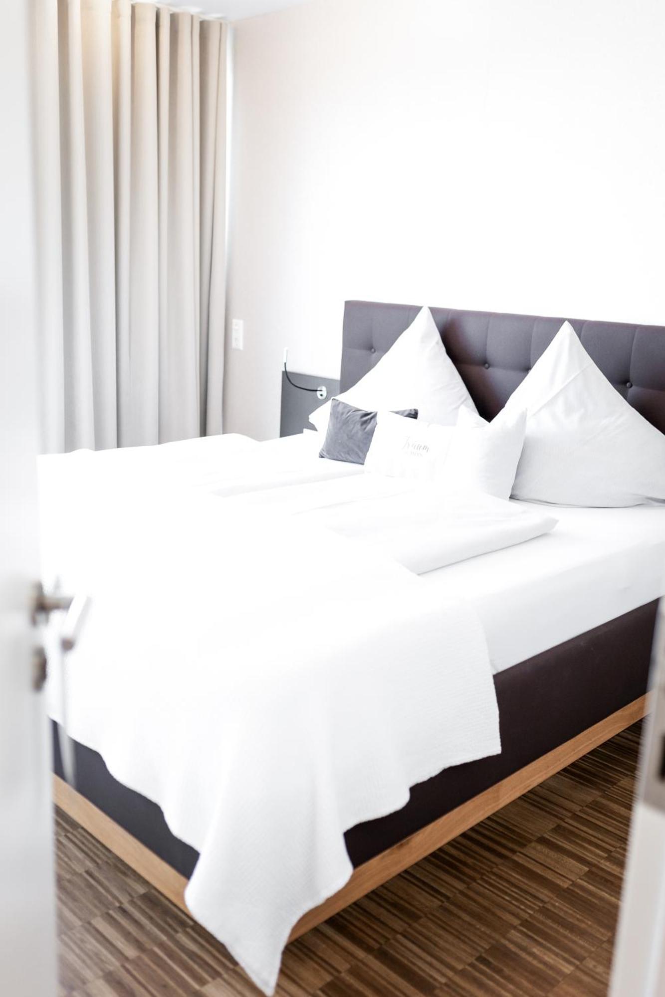 Hotel Hagnauer Seeperle Εξωτερικό φωτογραφία