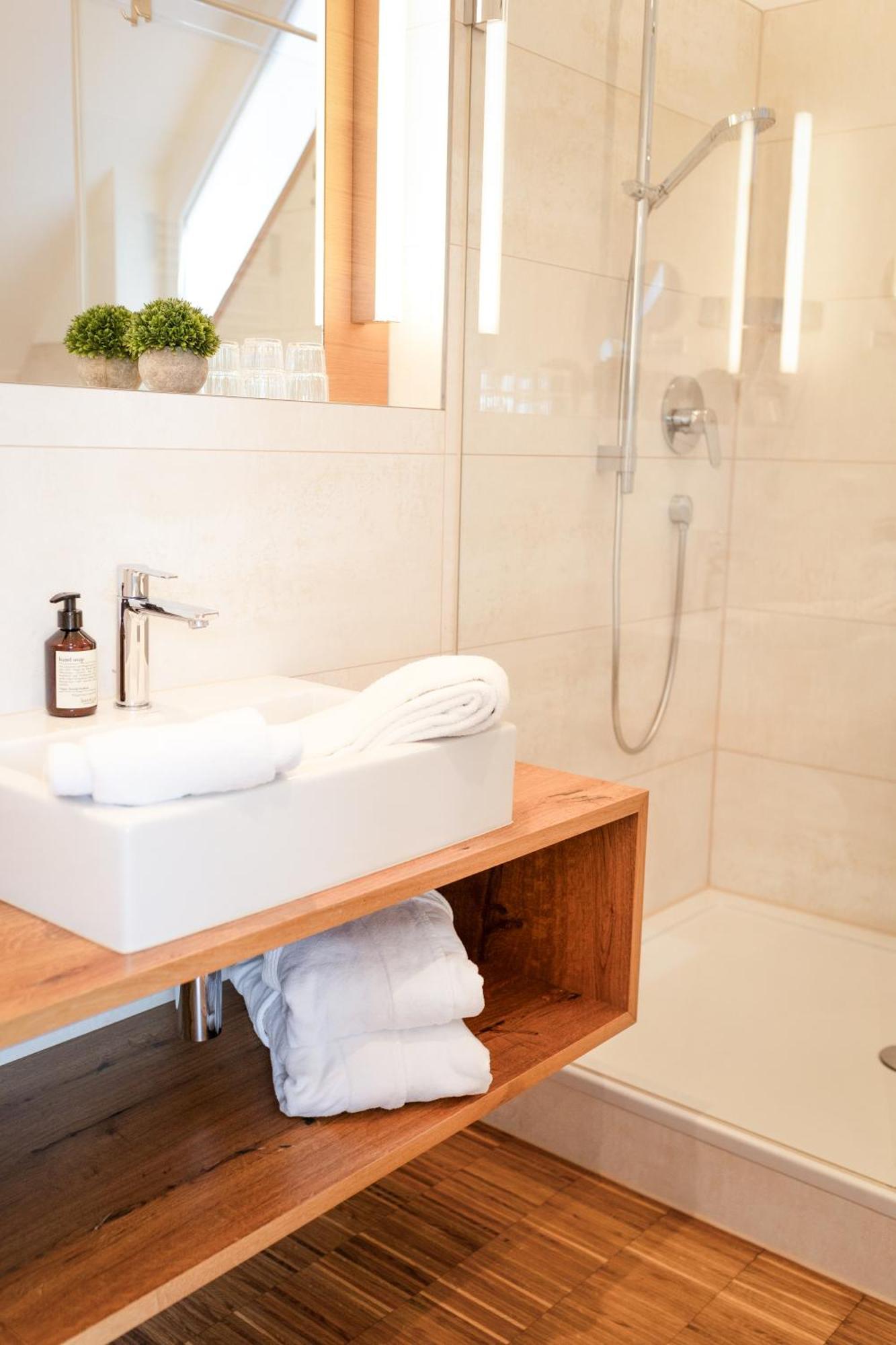 Hotel Hagnauer Seeperle Εξωτερικό φωτογραφία